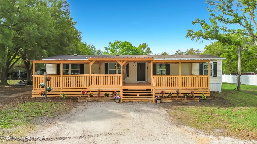 8970 Atlas Drive St. Cloud FL 34773