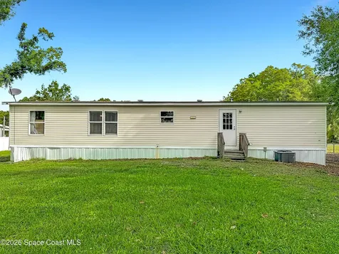8970 Atlas Drive St. Cloud FL 34773
