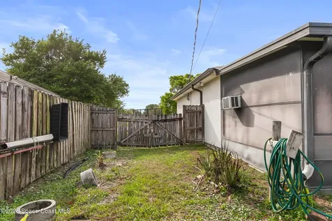 175 Benchor Road NW Palm Bay FL 32907