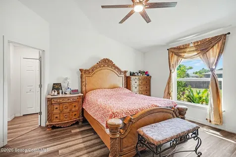 808 Grandeur Street SE Palm Bay FL 32909