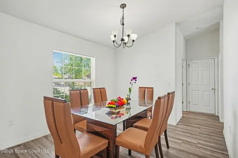 808 Grandeur Street SE Palm Bay FL 32909