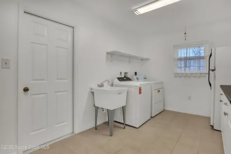 173 Las Palmas Merritt Island FL 32953