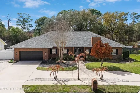 572 Lake Ashley Circle Melbourne FL 32904