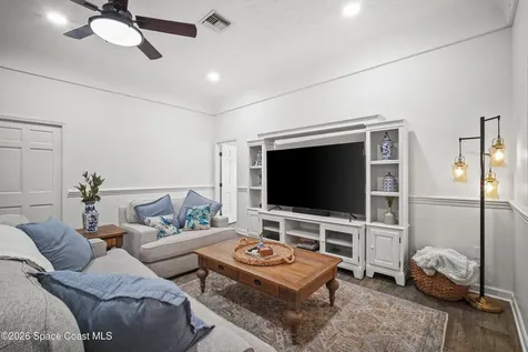 572 Lake Ashley Circle Melbourne FL 32904