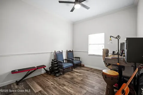 572 Lake Ashley Circle Melbourne FL 32904