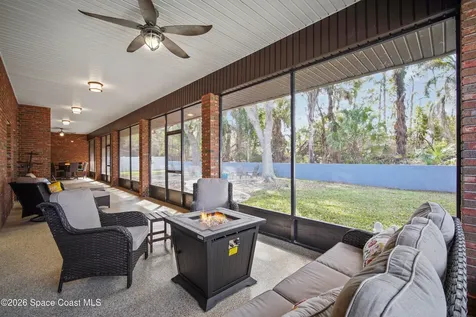 572 Lake Ashley Circle Melbourne FL 32904