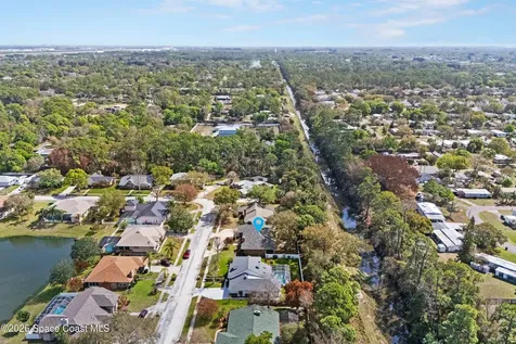 572 Lake Ashley Circle Melbourne FL 32904