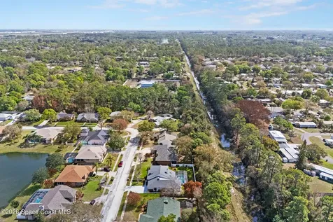 572 Lake Ashley Circle Melbourne FL 32904
