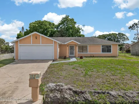 971 Gannet Avenue NW Palm Bay FL 32907