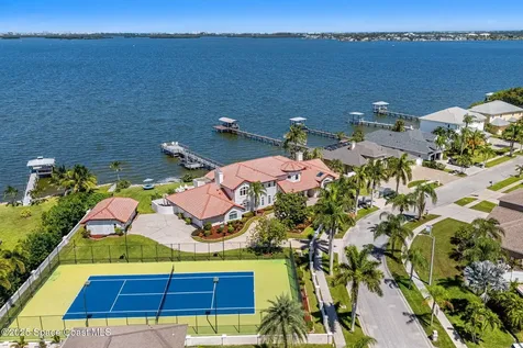 1840 Harbor Point Drive Merritt Island FL 32952