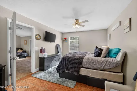 1627 Glencove Avenue NW Palm Bay FL 32907