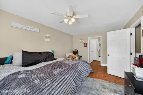 1627 Glencove Avenue NW Palm Bay FL 32907