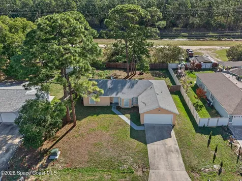 1627 Glencove Avenue NW Palm Bay FL 32907