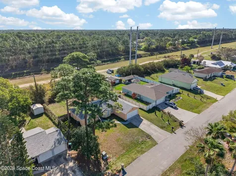 1627 Glencove Avenue NW Palm Bay FL 32907