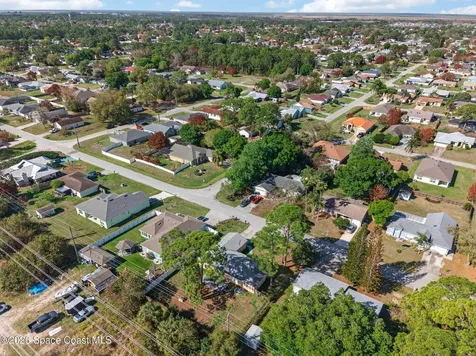 1627 Glencove Avenue NW Palm Bay FL 32907