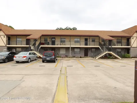 3147 Sir Hamilton Circle Titusville FL 32780