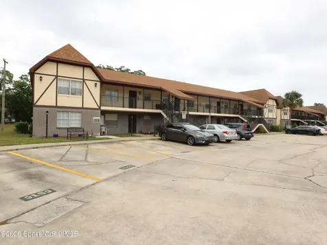 3147 Sir Hamilton Circle Titusville FL 32780