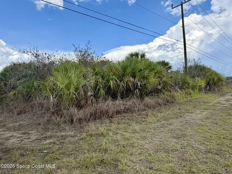 318 Lagoon Street SW Palm Bay FL 32908