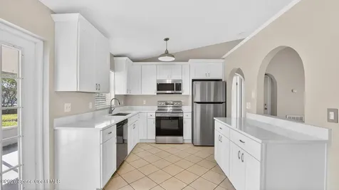 713 Cottbus Avenue NW Palm Bay FL 32907