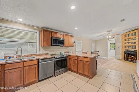 4737 Cambridge Drive Mims FL 32754