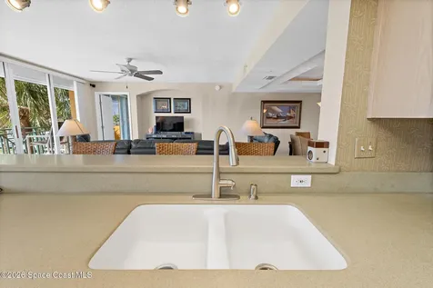 8472 Ridgewood Avenue Cape Canaveral FL 32920