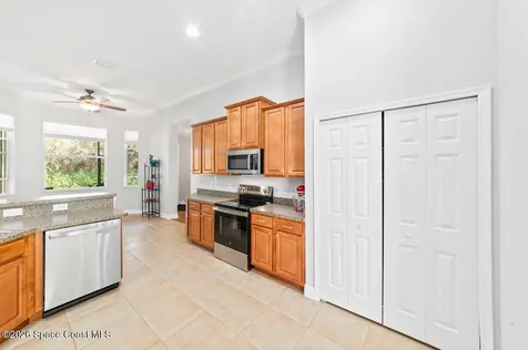 471 Hallmark Street SE Palm Bay FL 32909