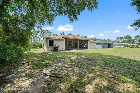 471 Hallmark Street SE Palm Bay FL 32909