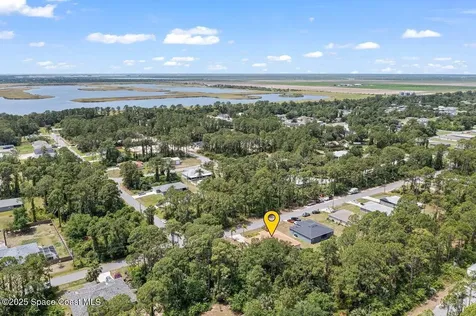 471 Hallmark Street SE Palm Bay FL 32909