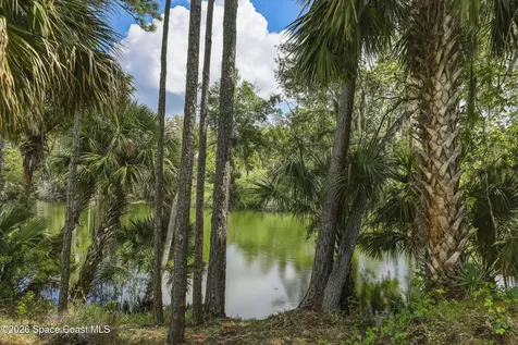 5573 Reagan Avenue Titusville FL 32780
