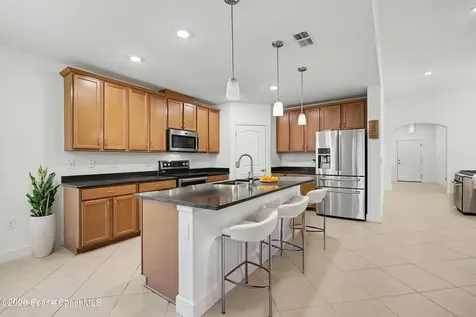 1706 Elmhurst Circle SE Palm Bay FL 32909