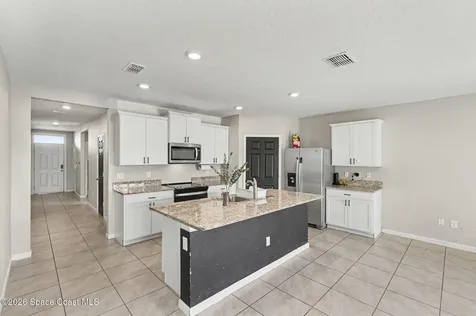 7539 Tourmaline Drive Grant FL 32949
