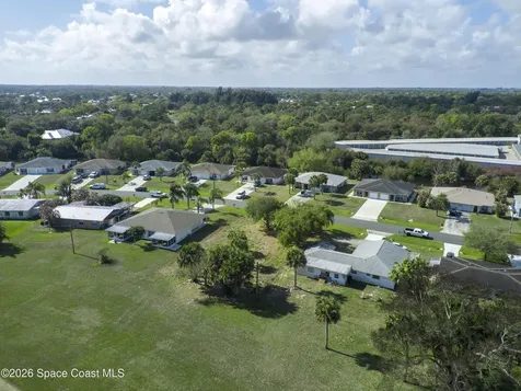 358 S Wimbrow Drive Sebastian FL 32958