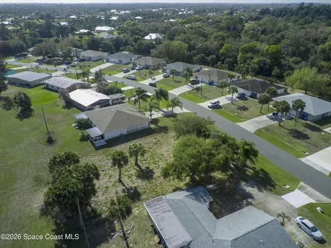 358 S Wimbrow Drive Sebastian FL 32958