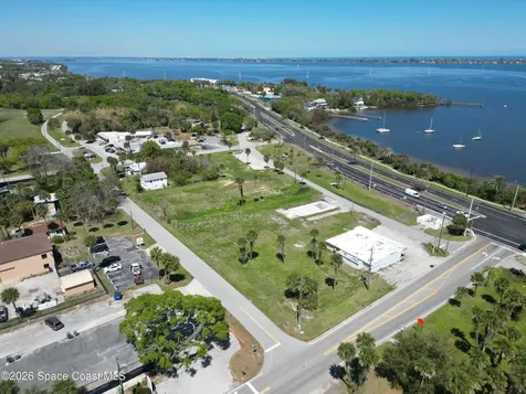 1568 Water Drive NE Palm Bay FL 32905