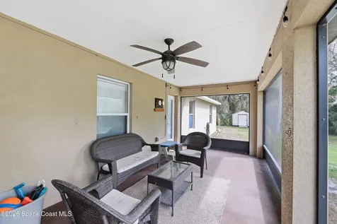 4055 Palm Avenue Mims FL 32754