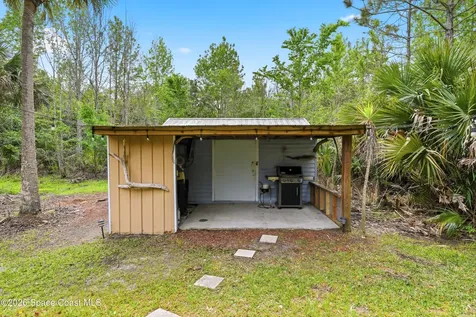 4055 Palm Avenue Mims FL 32754