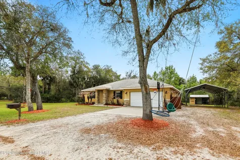 4055 Palm Avenue Mims FL 32754