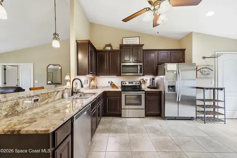 4055 Palm Avenue Mims FL 32754