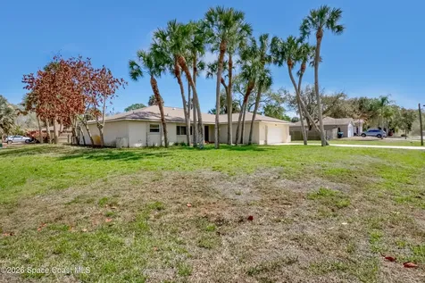 939 Peach Avenue NE Palm Bay FL 32907