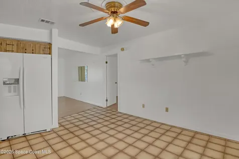 939 Peach Avenue NE Palm Bay FL 32907