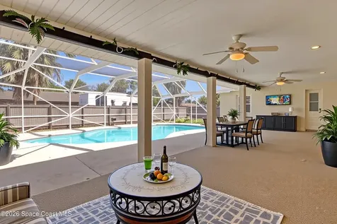 939 Peach Avenue NE Palm Bay FL 32907