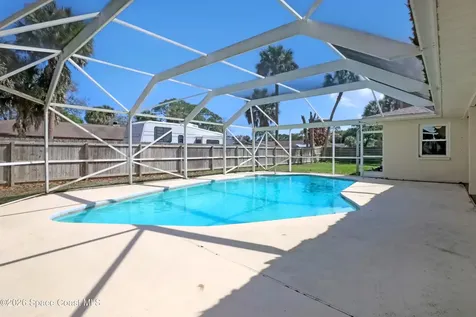 939 Peach Avenue NE Palm Bay FL 32907