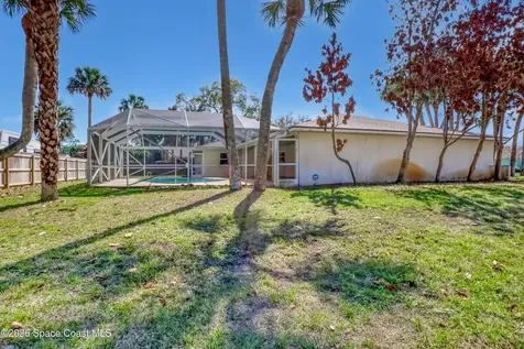 939 Peach Avenue NE Palm Bay FL 32907