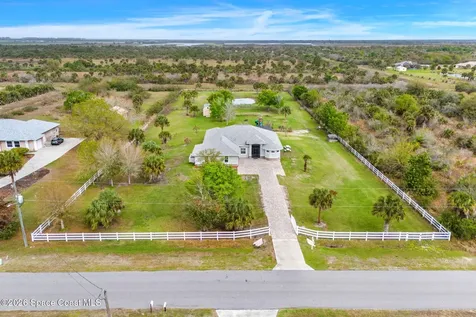 322 Trotters Street Palm Bay FL 32909