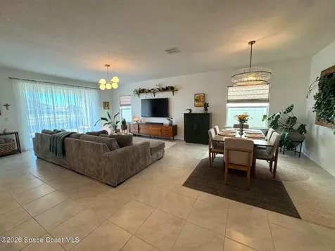 2412 Carrick Street NW Palm Bay FL 32907