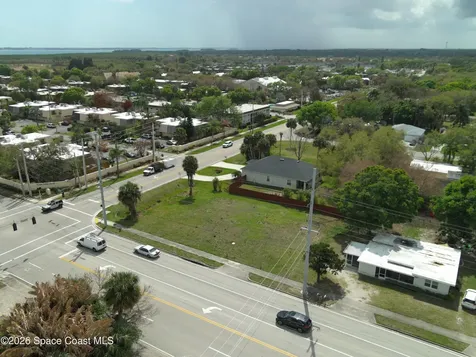 1185 6th Avenue Vero Beach FL 32960