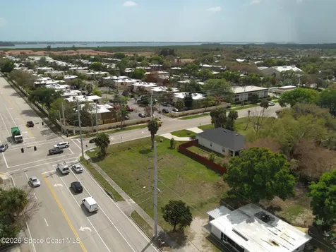 1185 6th Avenue Vero Beach FL 32960