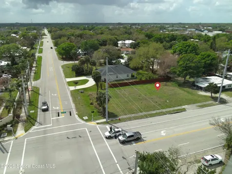 1185 6th Avenue Vero Beach FL 32960