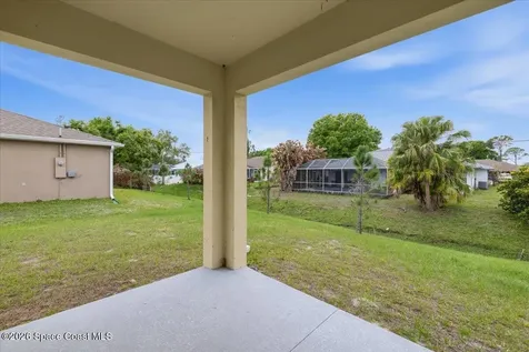 1072 Roseland Road Sebastian FL 32958