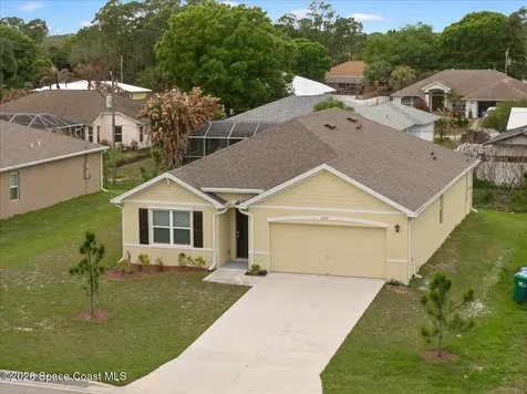 1072 Roseland Road Sebastian FL 32958